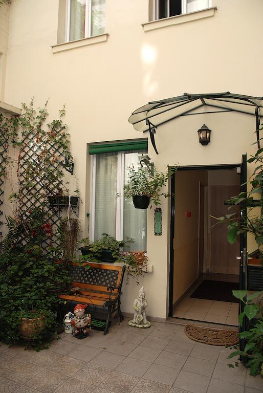 Hôtel Transcontinental Parigi Esterno foto