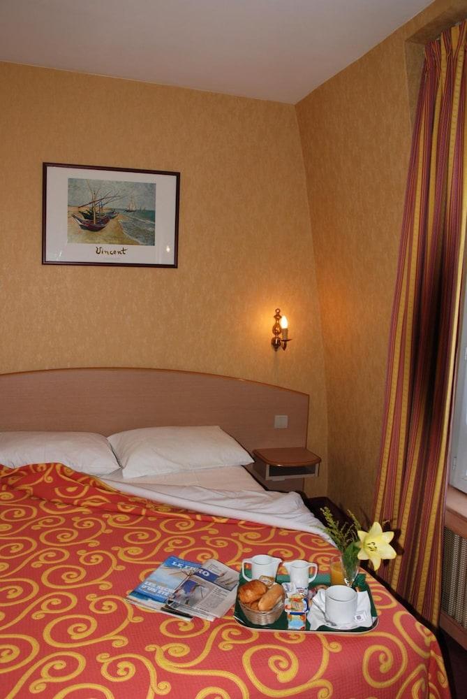 Hôtel Transcontinental Parigi Esterno foto