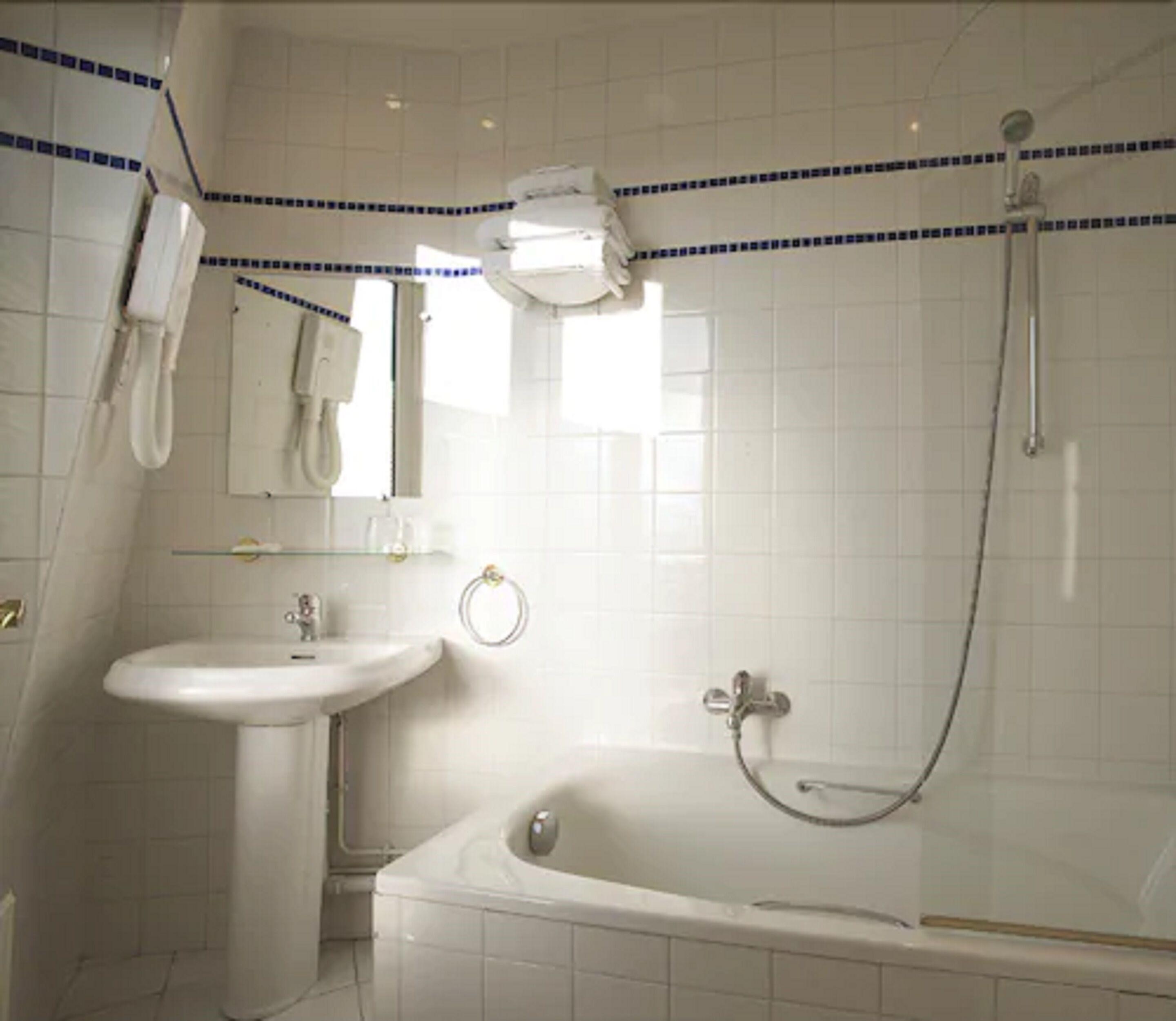Hôtel Transcontinental Parigi Esterno foto