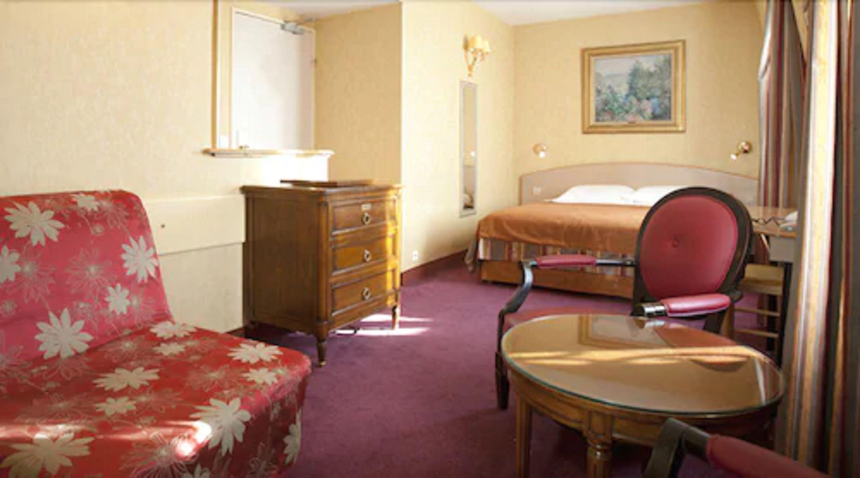 Hôtel Transcontinental Parigi Esterno foto