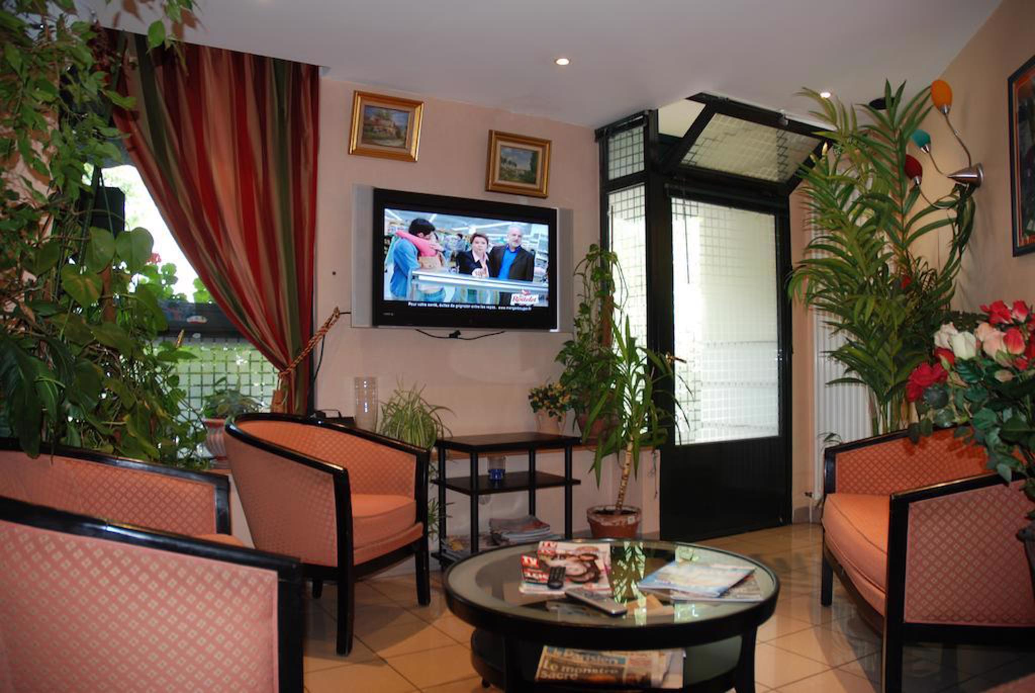 Hôtel Transcontinental Parigi Esterno foto