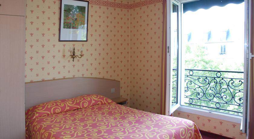 Hôtel Transcontinental Parigi Esterno foto