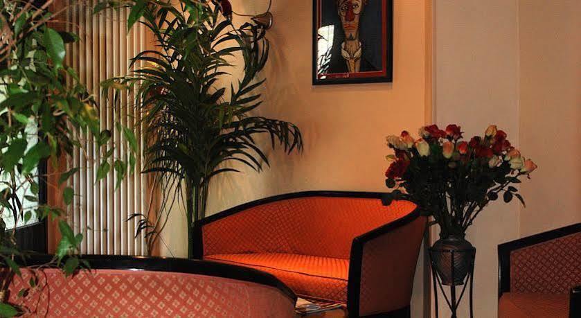 Hôtel Transcontinental Parigi Esterno foto